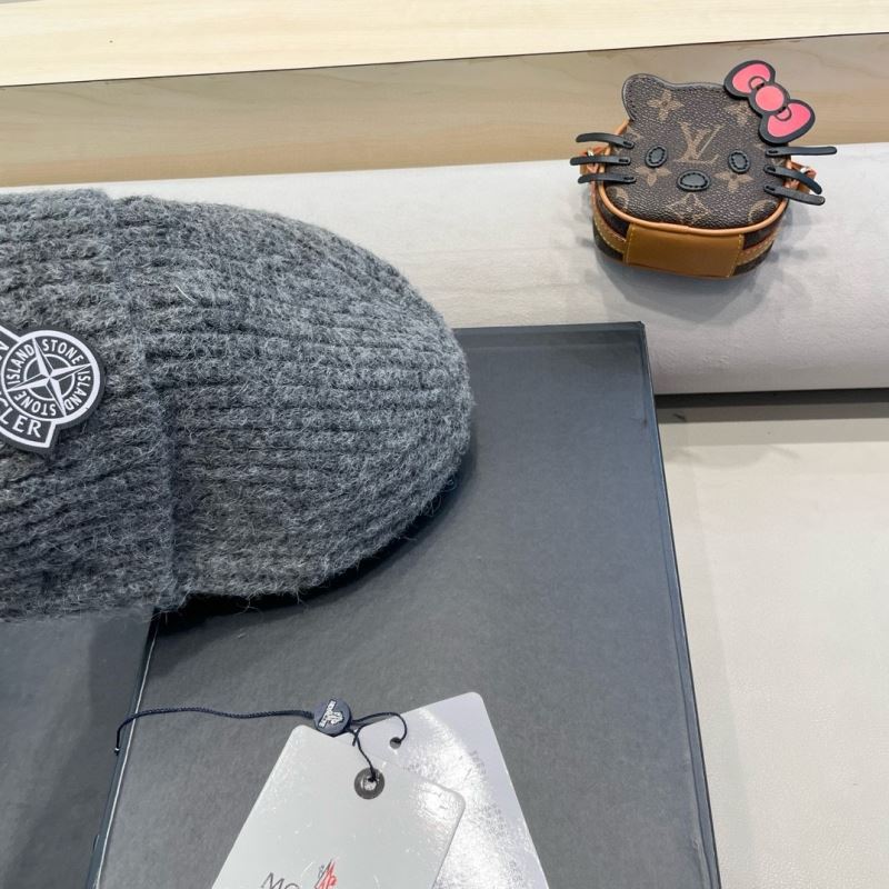 Moncler Caps